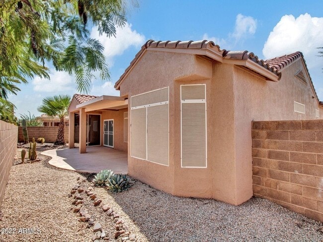 Building Photo - 15438 W Domingo Ln