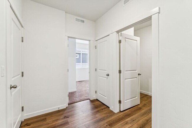 Building Photo - 7877 E Beaufort St