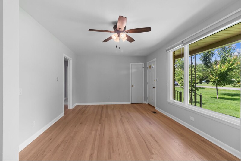 Building Photo - 1407 Leaf Ave