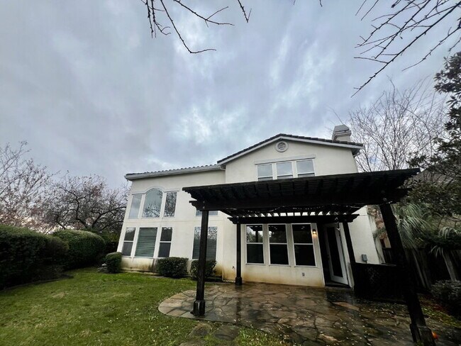 Building Photo - 116 Burgundy Ct