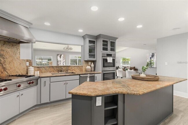 Building Photo - 6914 S Wall St