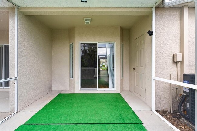 Building Photo - 15929 Fishhawk Creek Ln