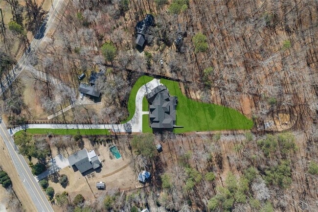 Building Photo - 2309 Dinsmore Rd
