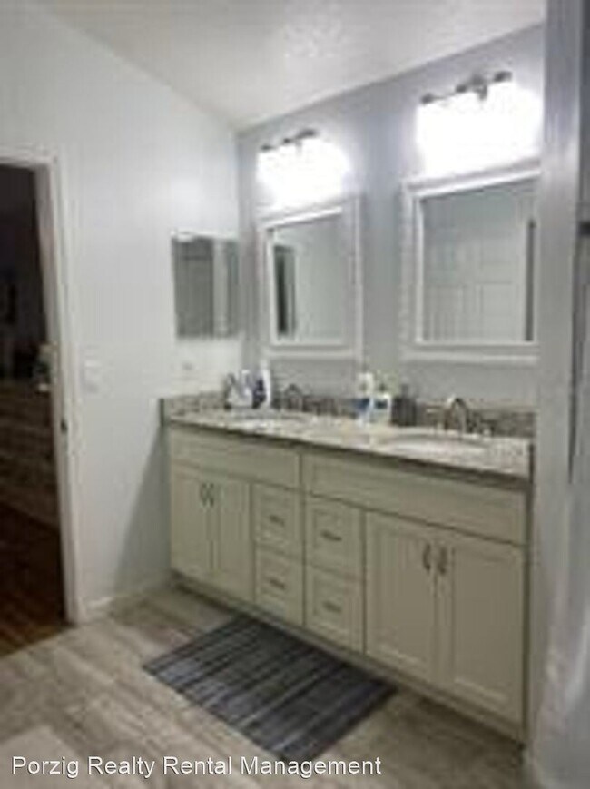 Building Photo - 4 br, 2 bath House - 1528 Fox Glen Drive