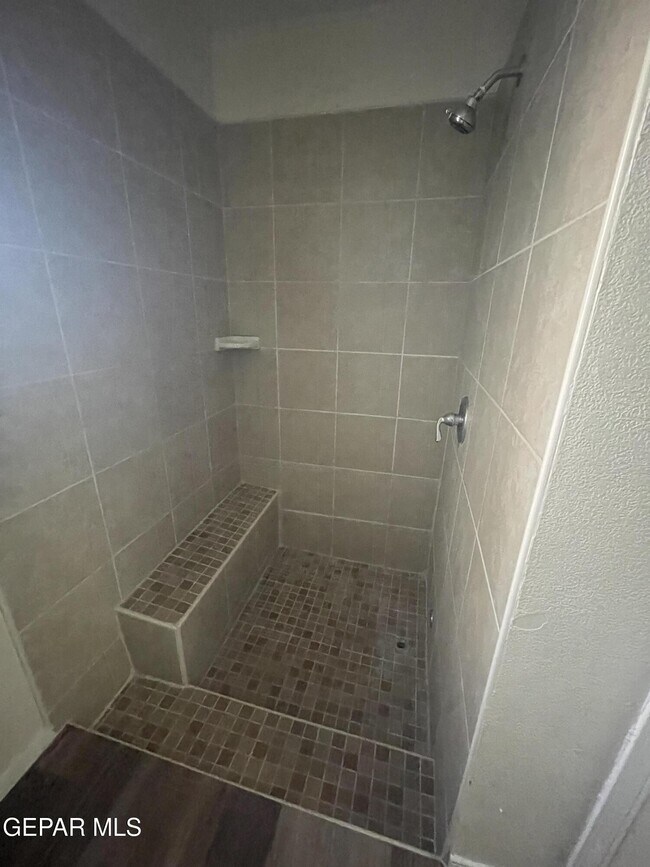 Building Photo - 1382 Adabel Dr
