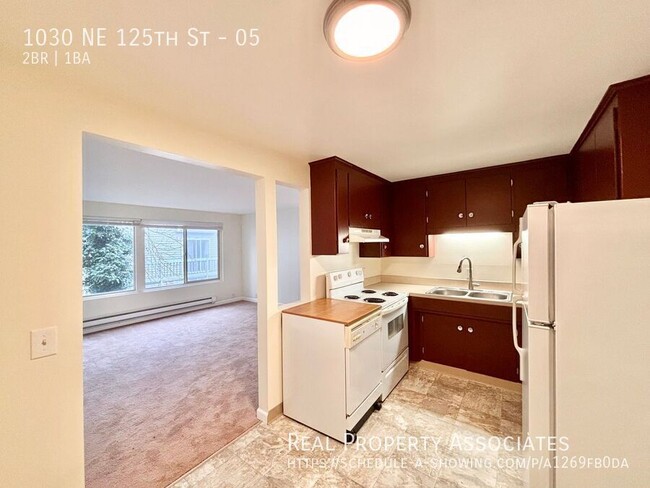 Building Photo - Upgraded 2-Bedroom, 1-Bathroom Available i...