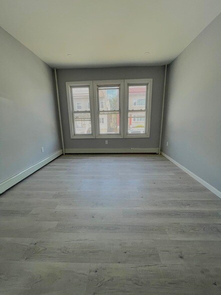 Building Photo - 349 Fulton Ave