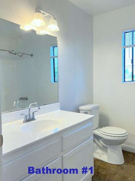 Building Photo - 508 S Monterey St