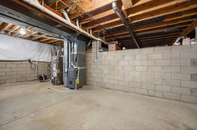 Building Photo - 1155 S Three B's & K Rd