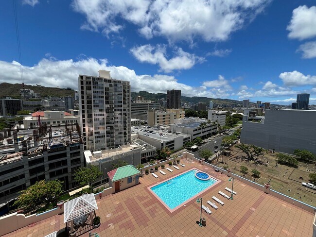 Building Photo - One Archer Lane - 2 bedrooms, 2 full bathr...