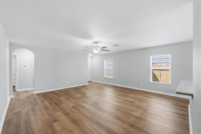 Building Photo - 1326 Amy Dr