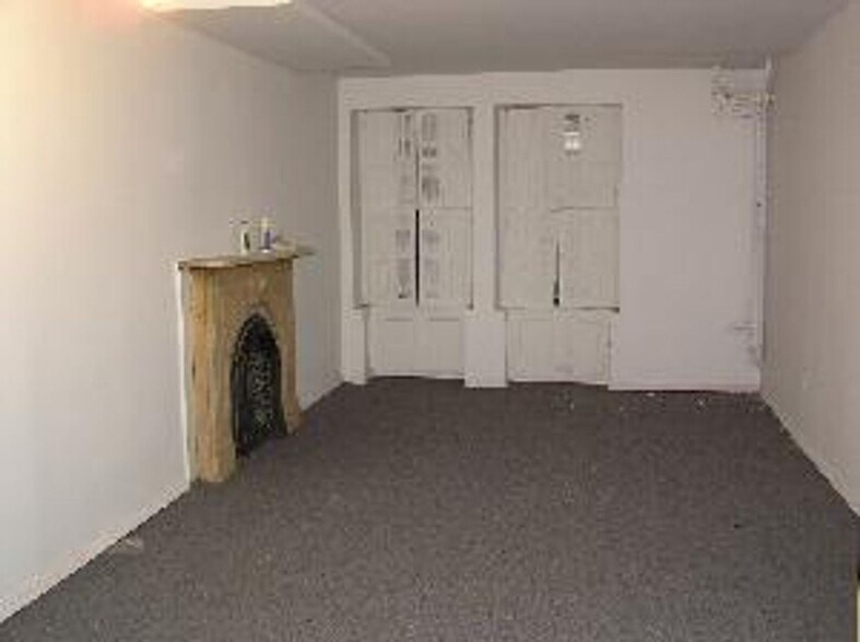 Building Photo - 316 W 51st St