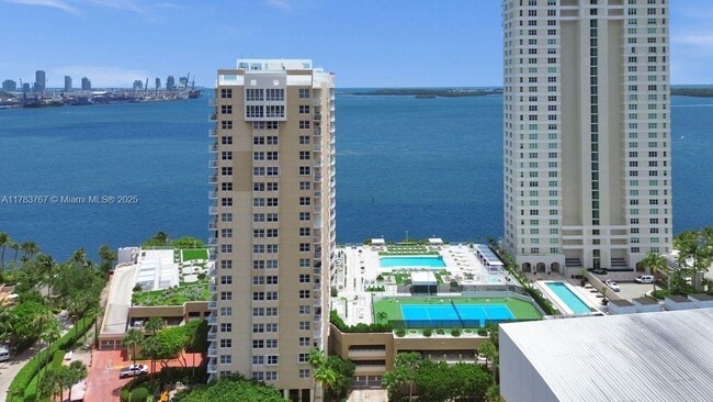Building Photo - 770 Claughton Island Dr