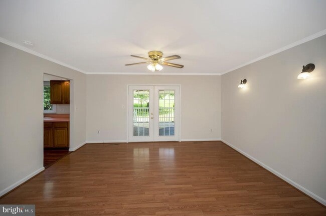 Building Photo - 5063 Tara Dr