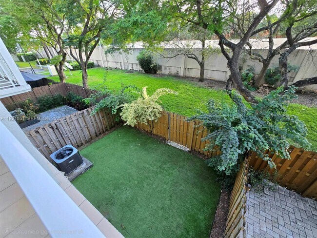 Building Photo - 11412 NW 74th Terrace