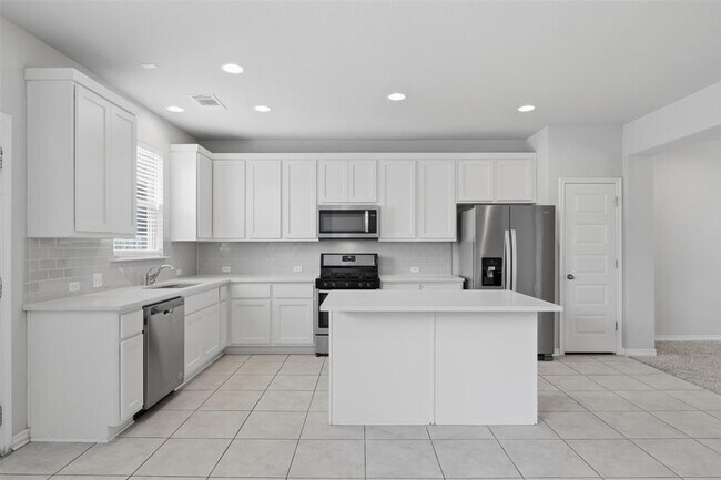 Building Photo - 2129 Pecan Island Dr