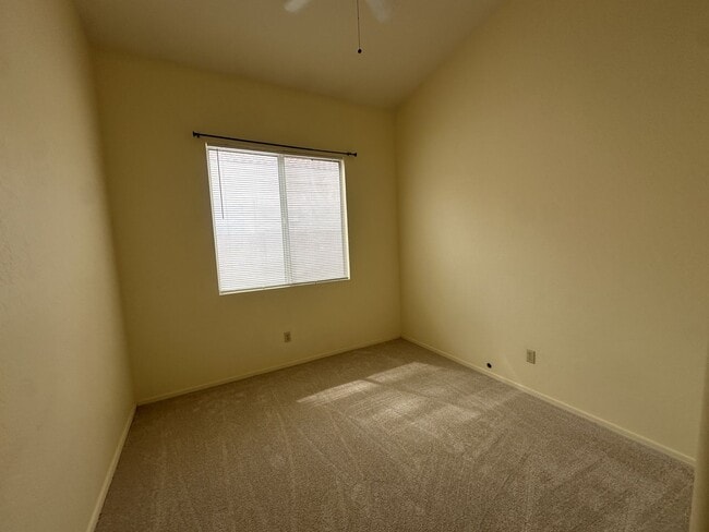 Building Photo - CONVENIENT CHANDLER LOCATION