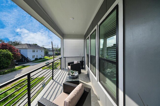 Building Photo - 3604 Runnels St