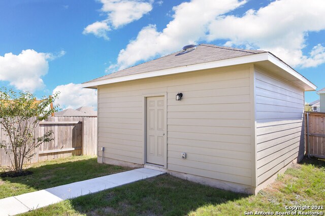 Building Photo - 133 Duck Creek Trail