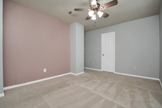 Building Photo - 20210 Black Canyon Dr