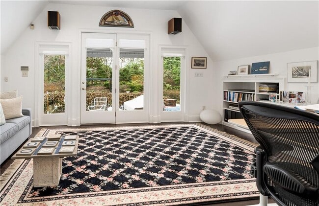 Building Photo - 4224 E Conway Dr NW