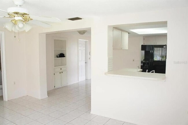 Building Photo - 7608 Camelot Rd