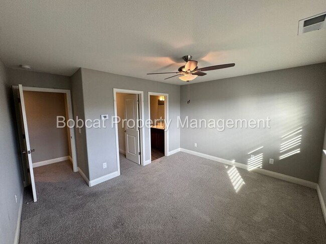 Building Photo - 1292 Saltern Dr