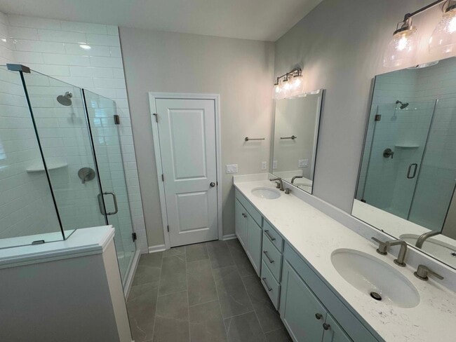 Building Photo - 4 Bedroom Home at Bailey's Cove on Hilton Head Island | Small footprint. Big island life.