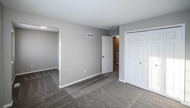 Building Photo - 8919 Ladino Cir