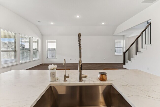 Building Photo - 12528 Gunsbach Wy