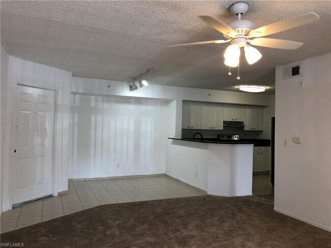 Building Photo - 8215 Ibis Club Dr