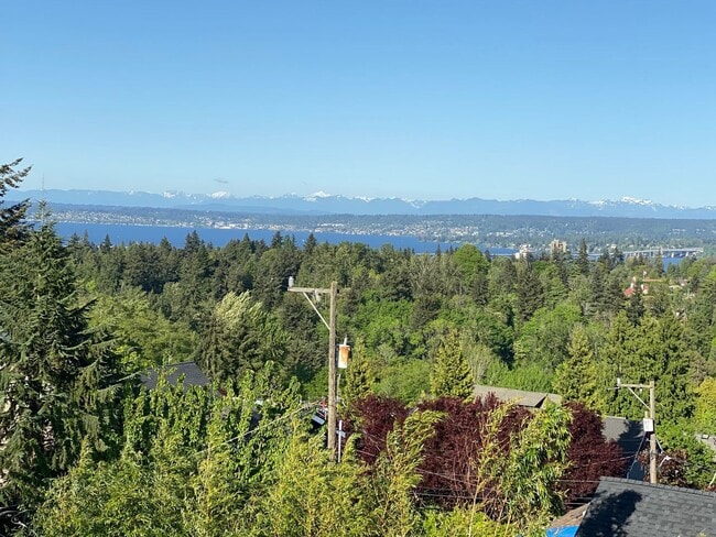 Building Photo - Ward Apartments LLC