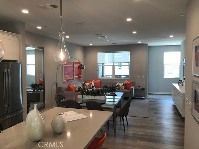 Building Photo - 2288 Synergy