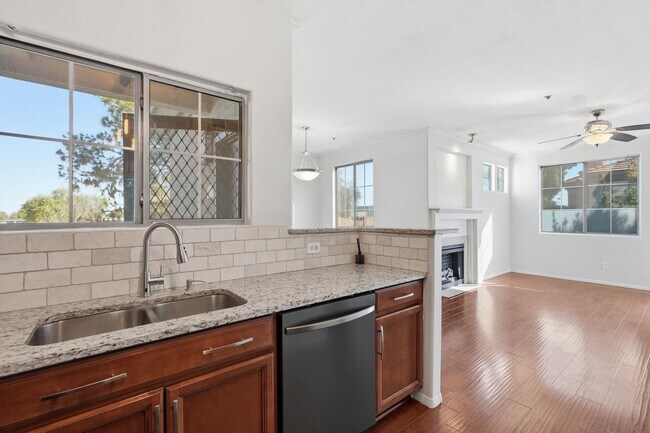 Building Photo - 1941 S Pierpont