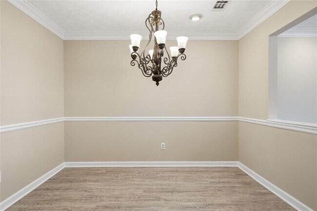 Building Photo - 1015 Plantation Way