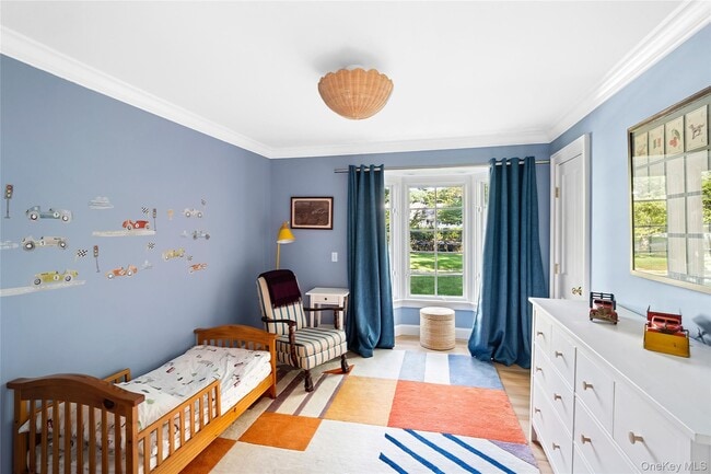 Building Photo - 4 Oakland Ln