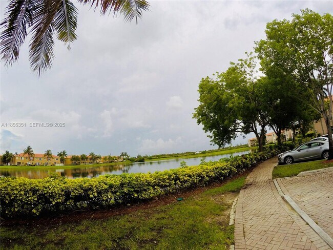 Building Photo - 6630 NW 114th Ave