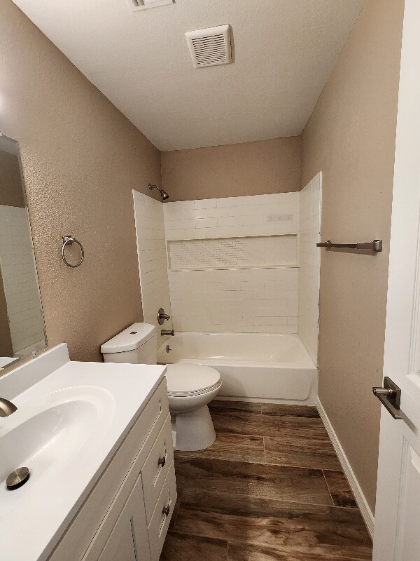 Building Photo - 143 S Doran