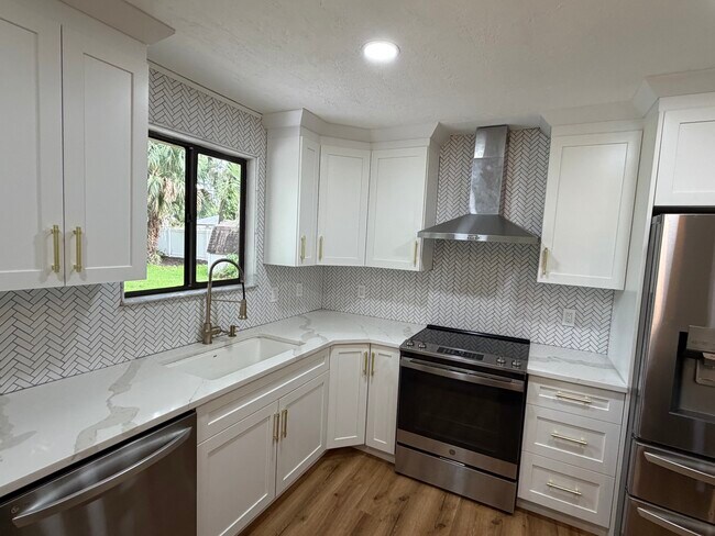 Building Photo - 2286 Swoope Dr