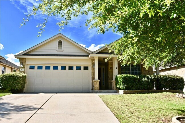 Primary Photo - 1807 Slate Creek Dr