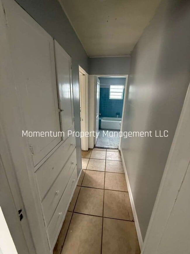 Building Photo - The perfect 1/1 Apartment - ASK ABOUT OUR SPECIALS!!!!
