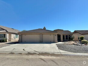 Building Photo - Beautiful 3 bedroom, 3 garage home in Chap...