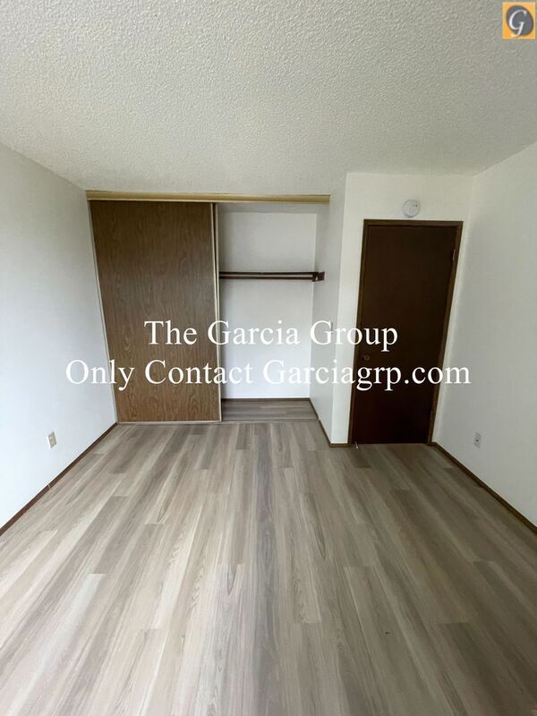 Building Photo - 3712 S Kelly Ave