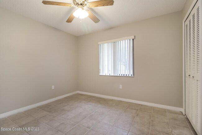 Building Photo - 5221 Carrick Rd