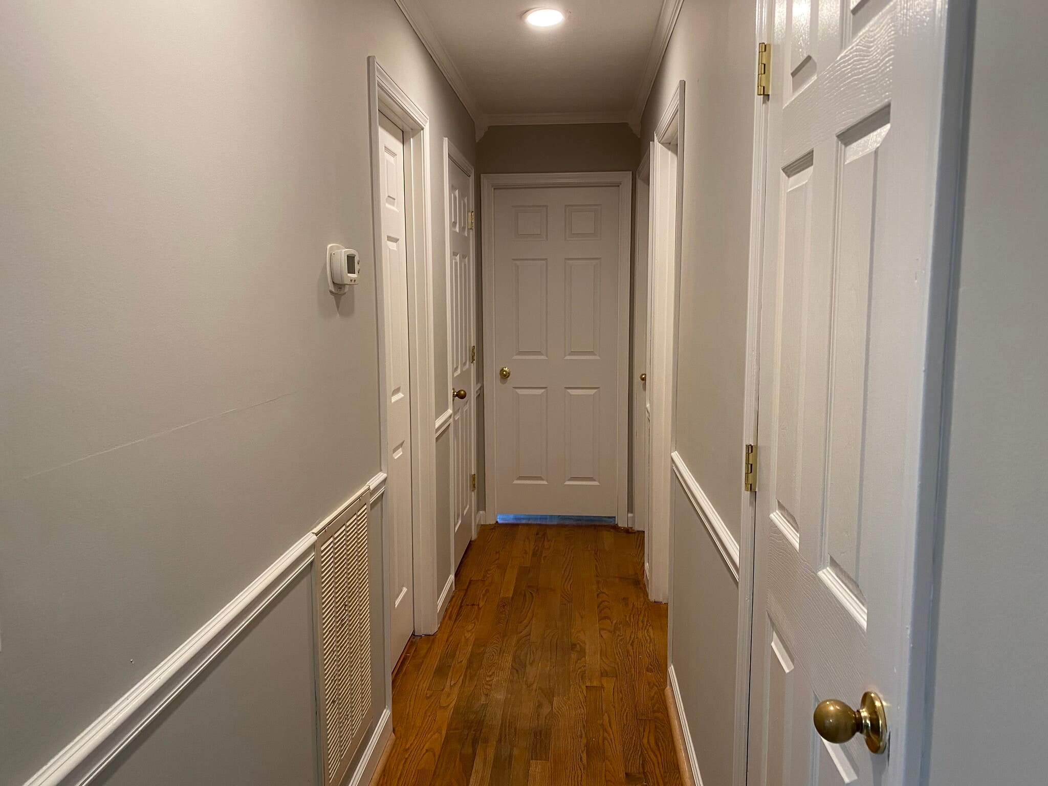 Building Photo - 335 E 17th St