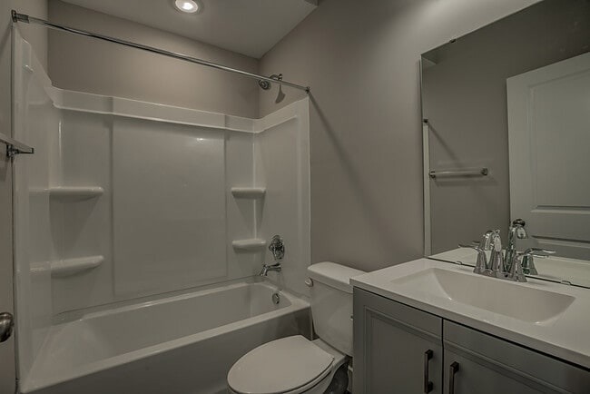 Building Photo - 2317 Anderson Rd