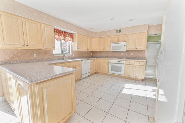 Building Photo - 8 Mondavi Ln