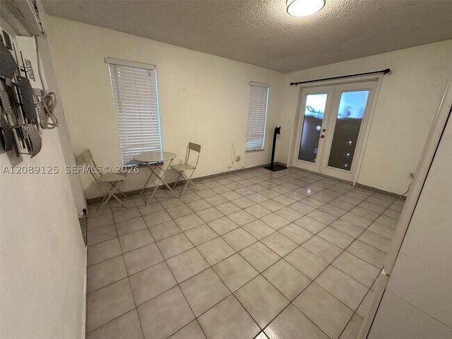 Building Photo - 4623 SW 127th Pl
