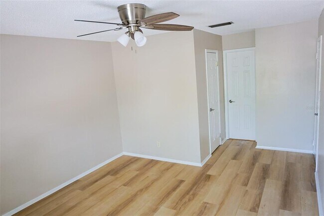 Building Photo - 1061 85th Terrace N