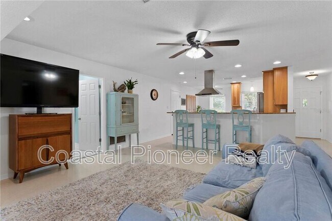 Building Photo - 232 Timberlane Dr
